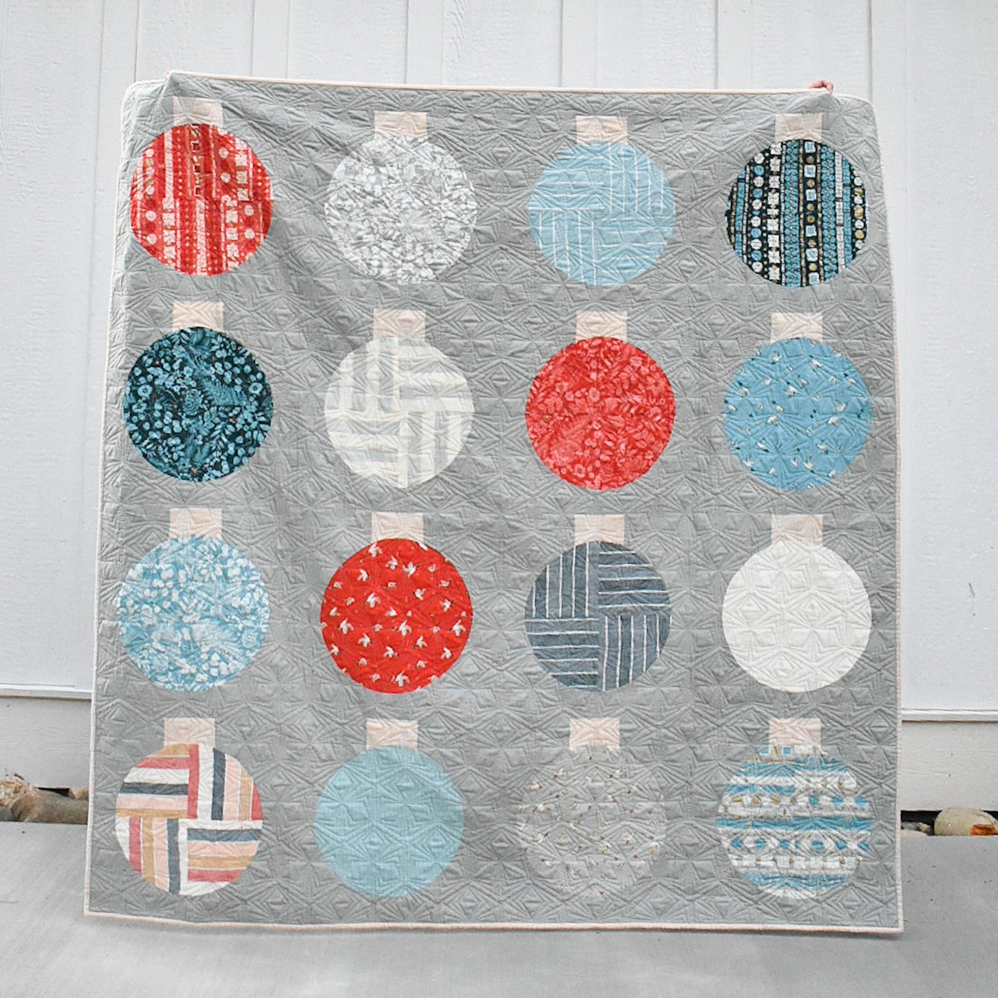 Retro Ornaments Quilt - using Ruby Star Society Candlelight Fabrics