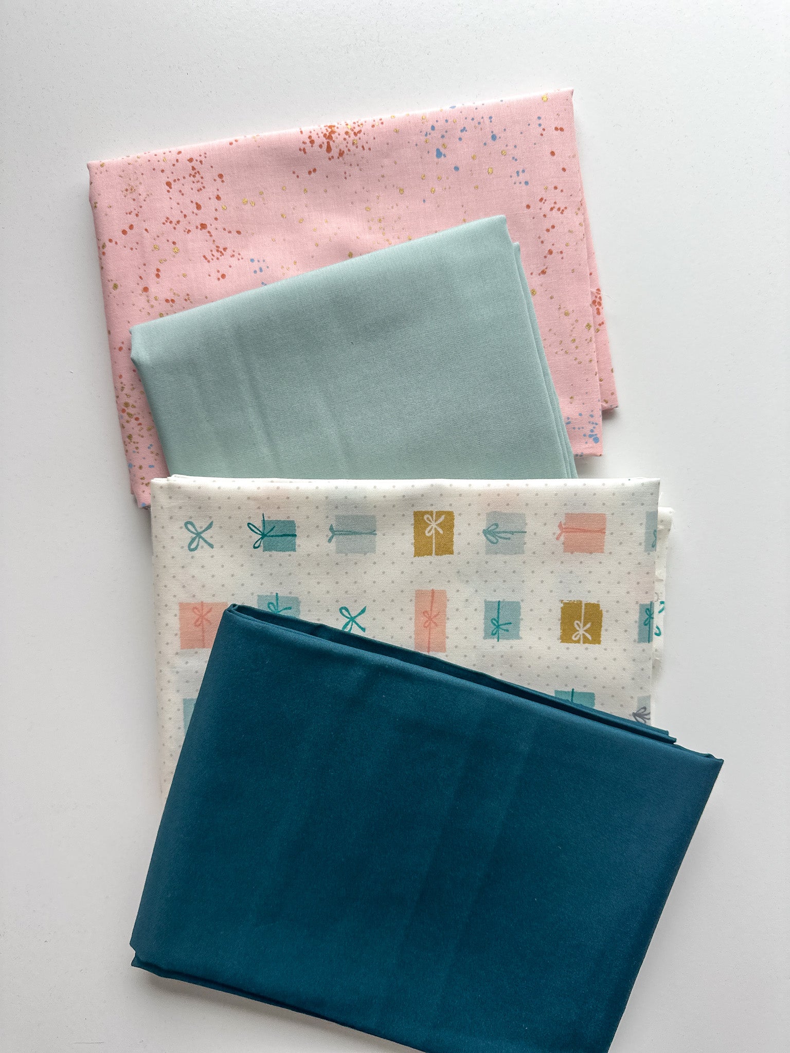 4 Piece 3/4 yard Bundle #124