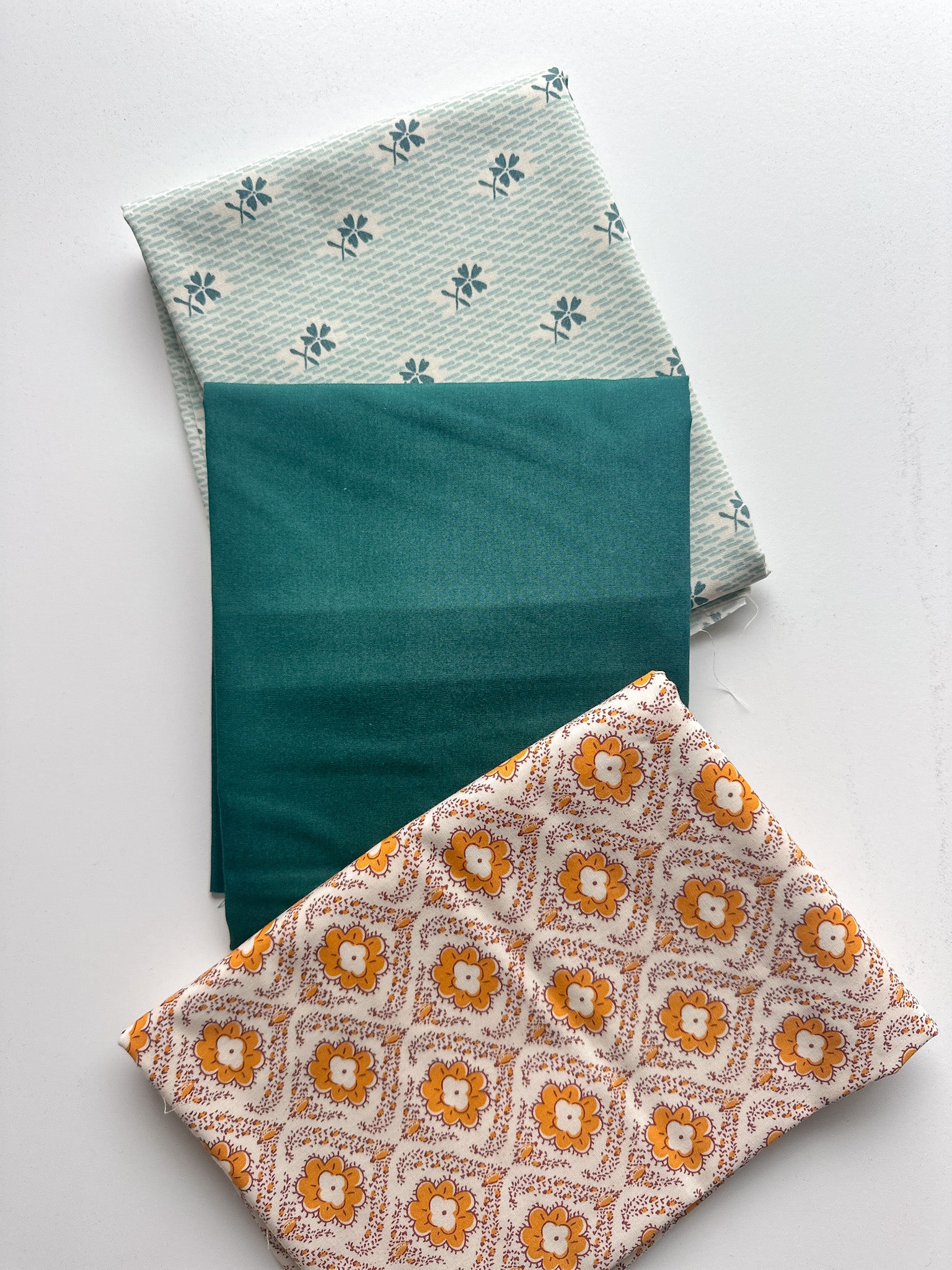 3 Piece 3/4 yard Bundle #126