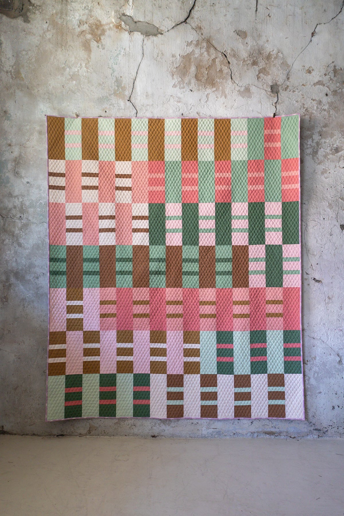 Ruby Sue • Clover • Throw Size Quilt Kit – Lo & Behold Stitchery