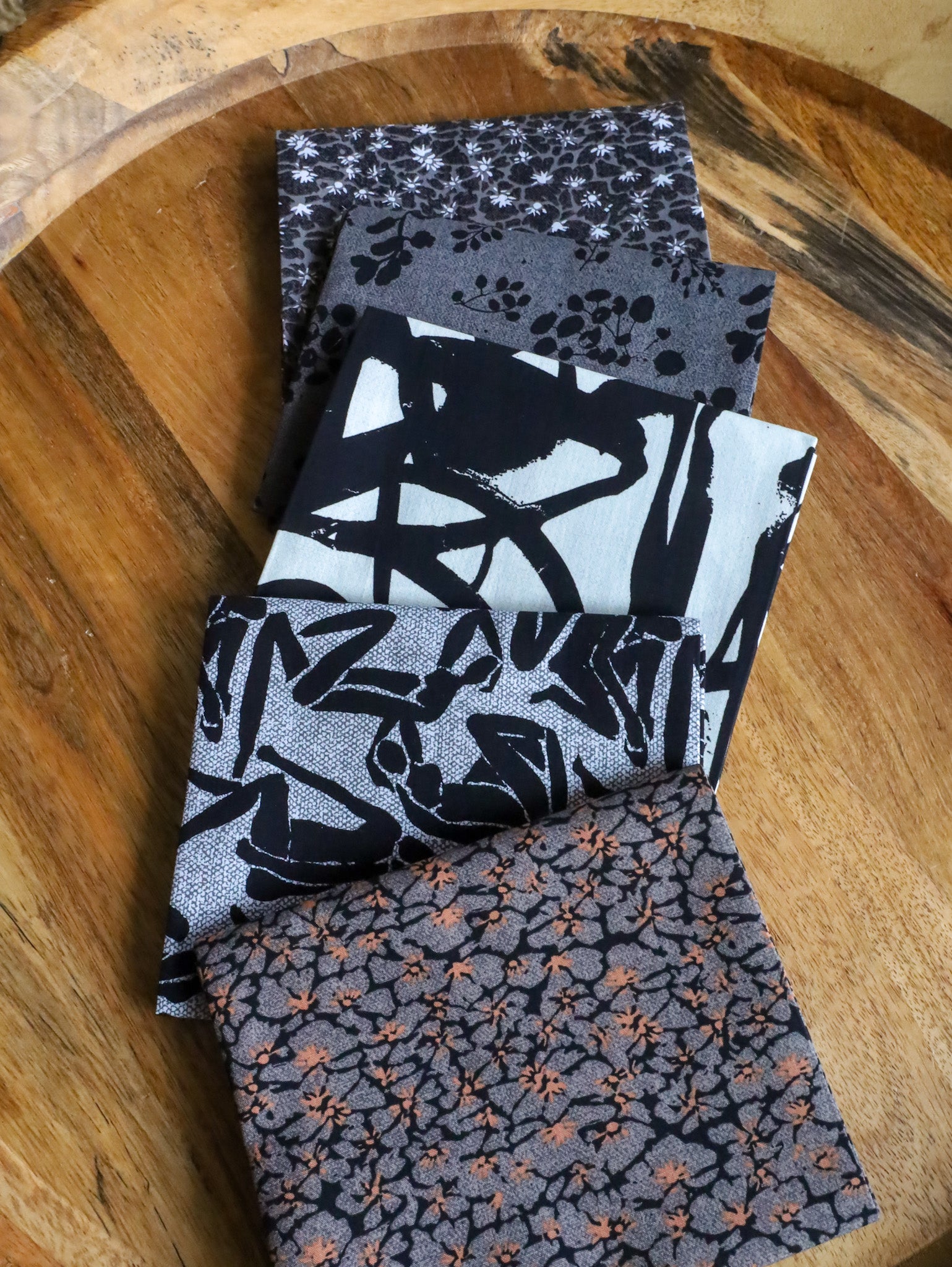 AbstrArt • 17 piece FQ Bundle