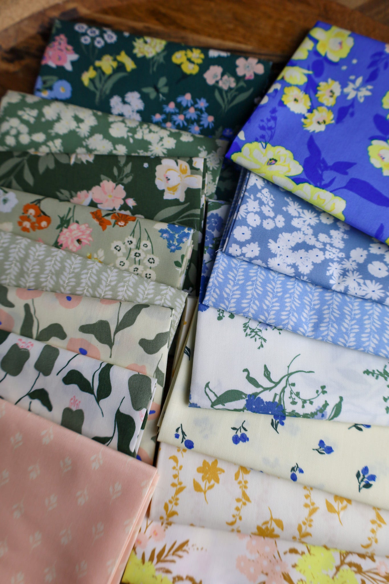 Year in Petals • 16 piece FQ Bundle