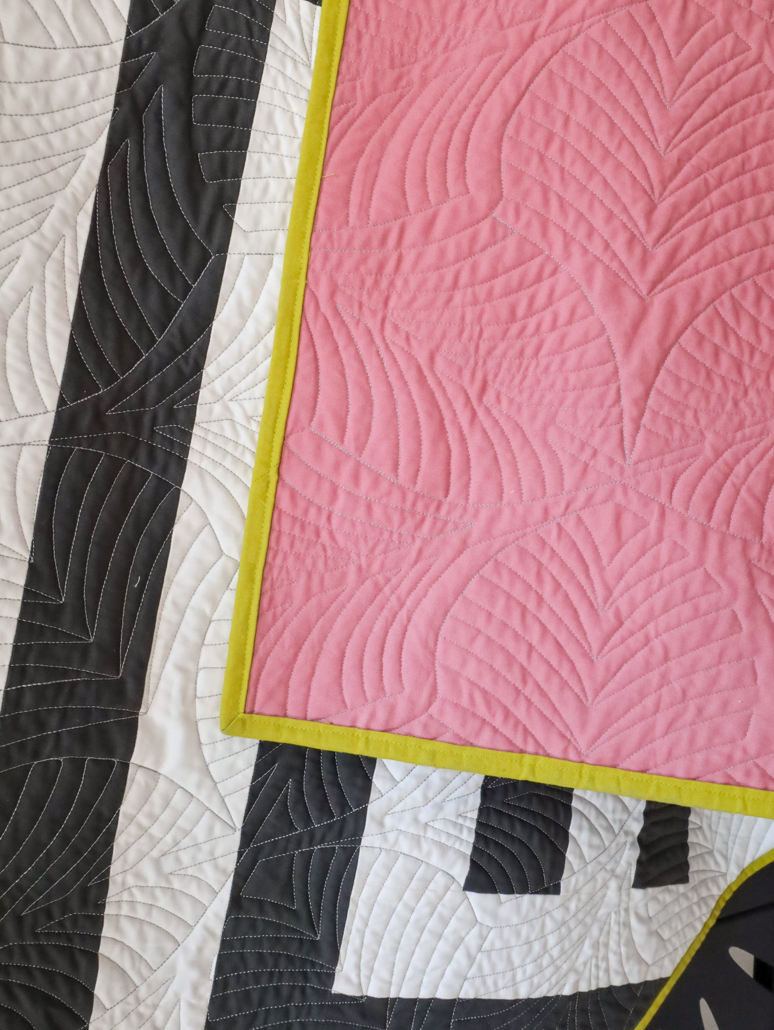 Cover Getaway Quilt Kit - THROW AND QUEEN Sizes