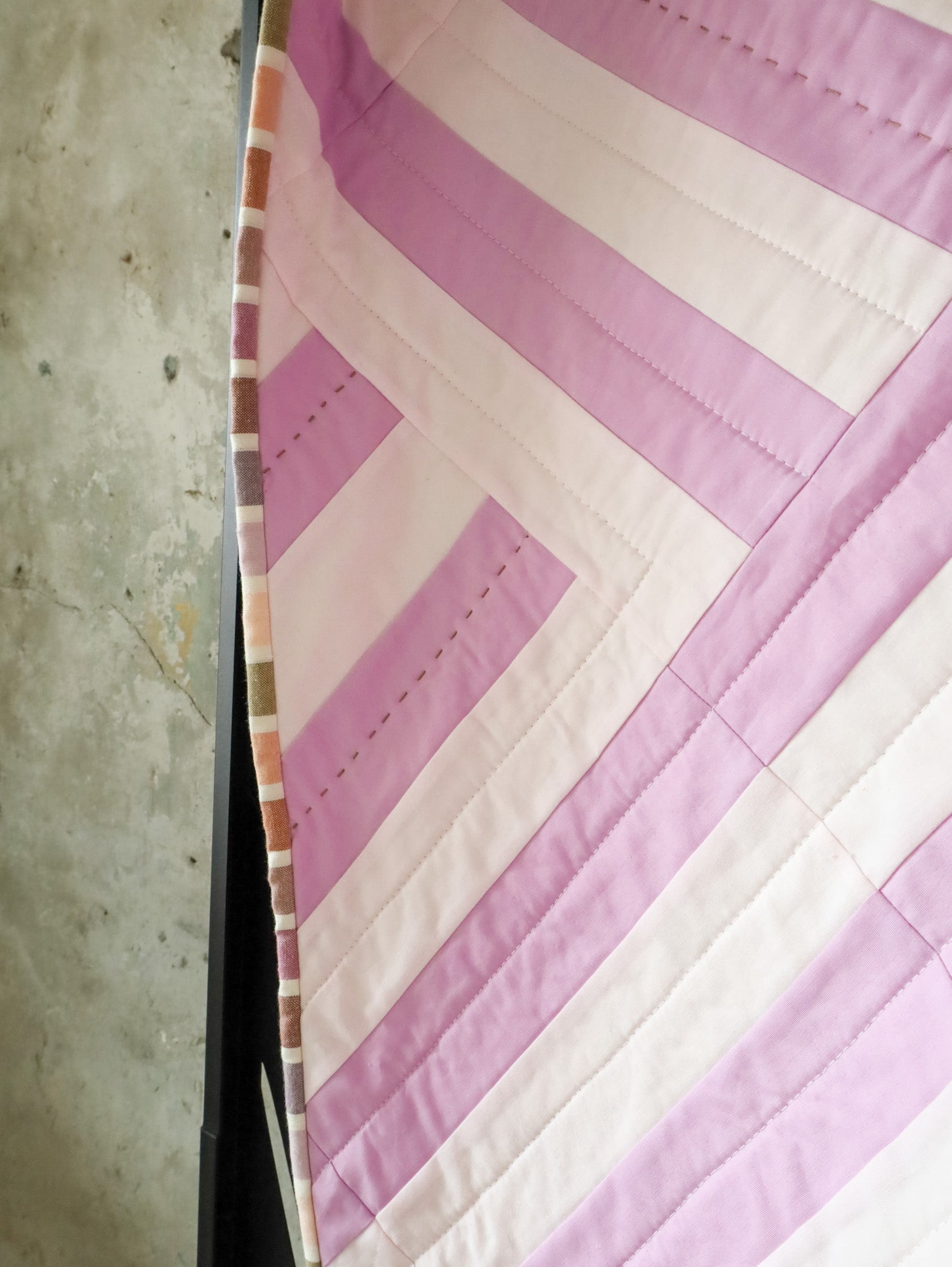 Petunia Getaway Quilt Kit - CRIB Size