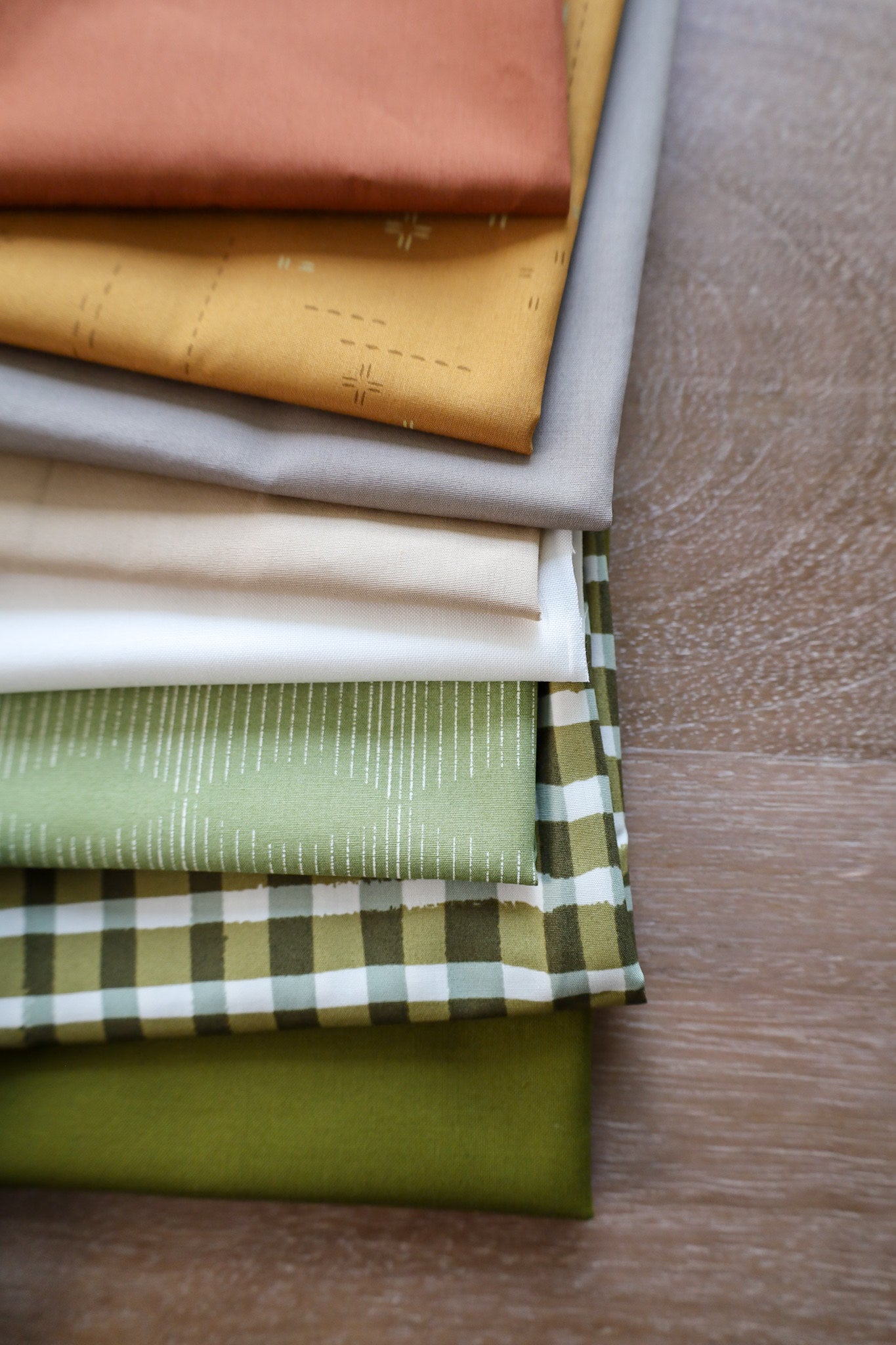 Walk in the Woods • 17 piece FQ Bundle