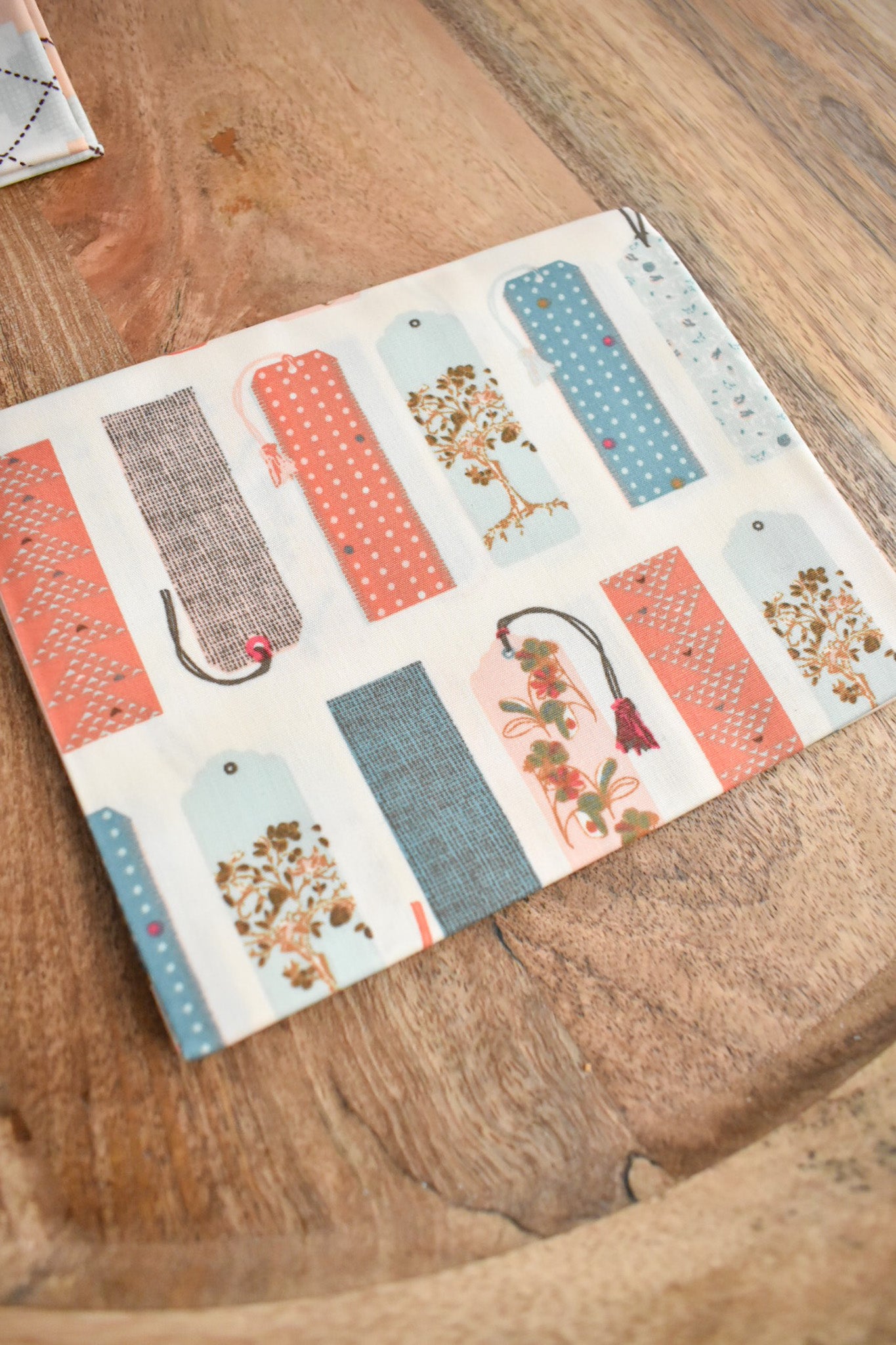 Bookish - 16 piece FQ Bundle