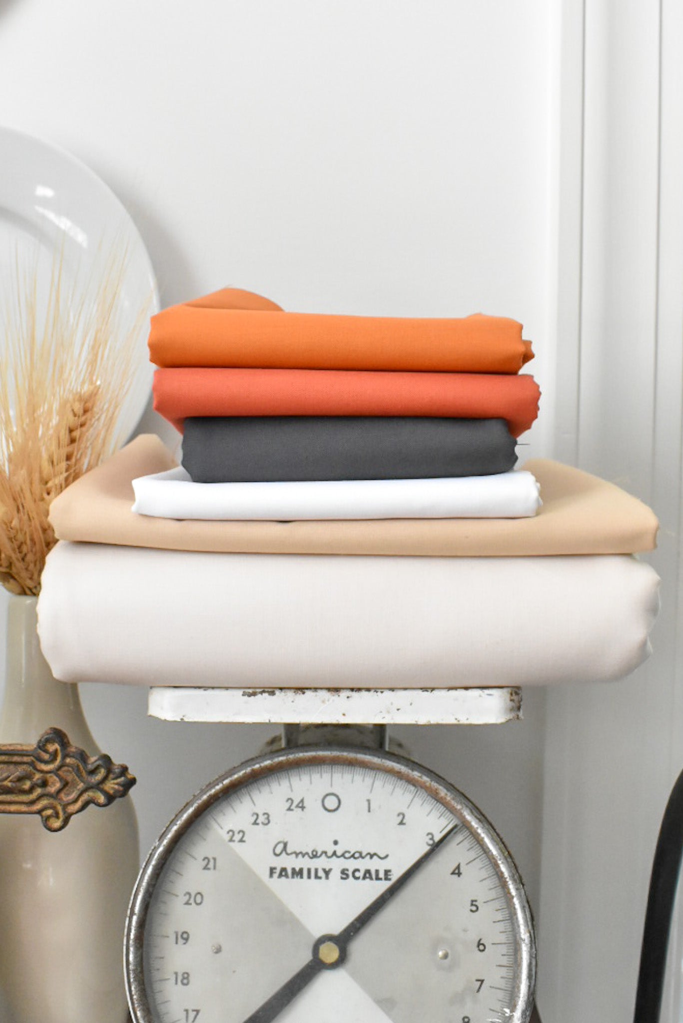 Ivory Deco - Throw Quilt Kit