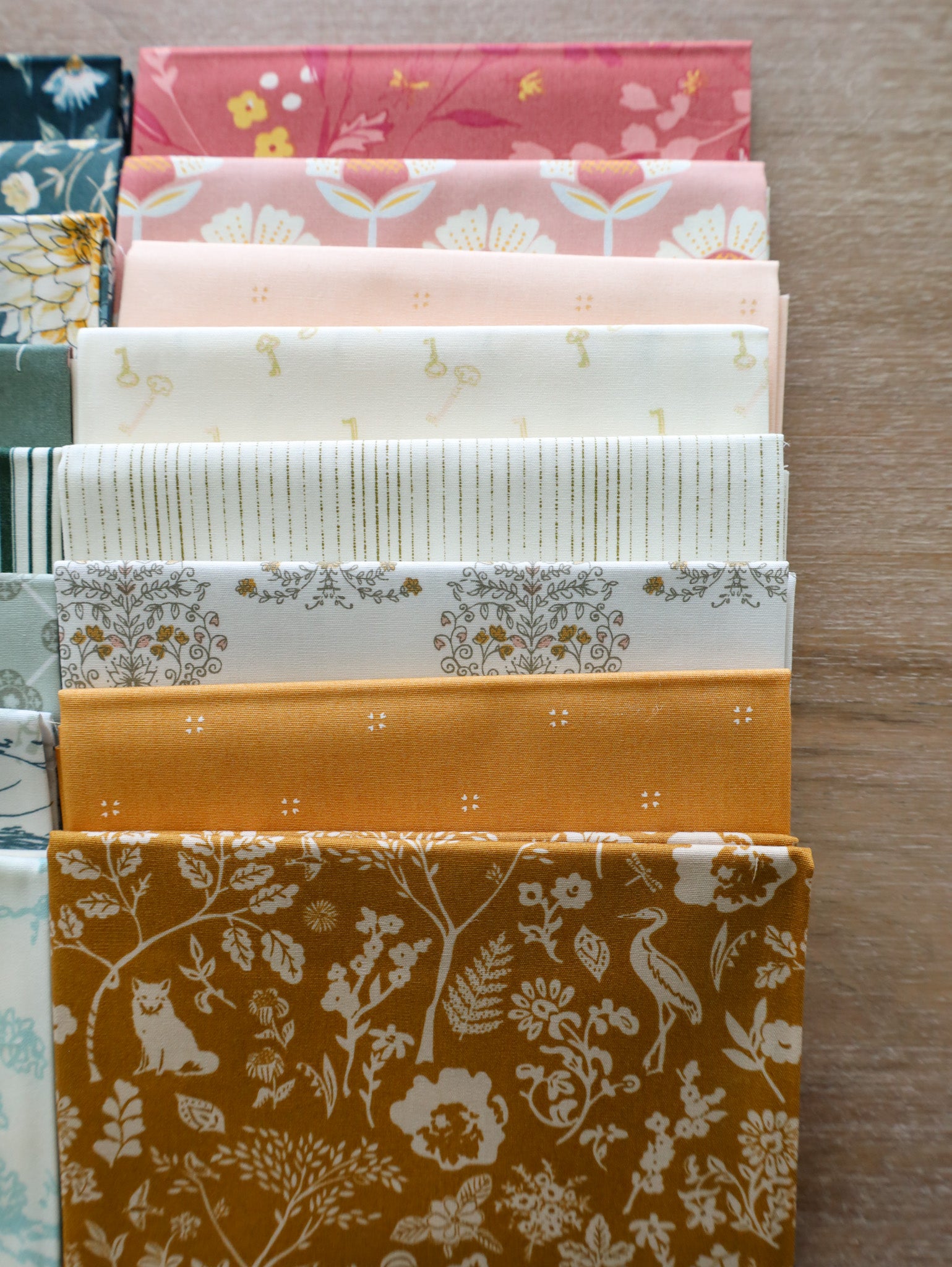 Willow • 16 piece FQ Bundle