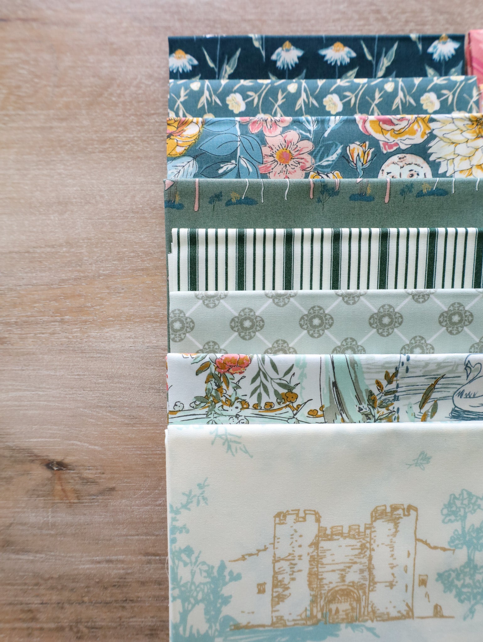 Willow - 16 piece FQ Bundle
