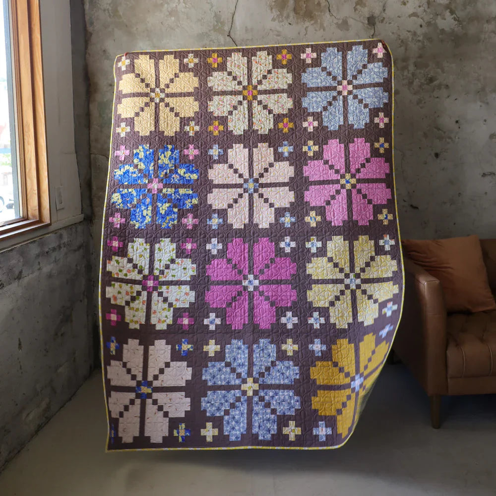 Knitted Blooms Quilt Pattern - The Driftwood Version