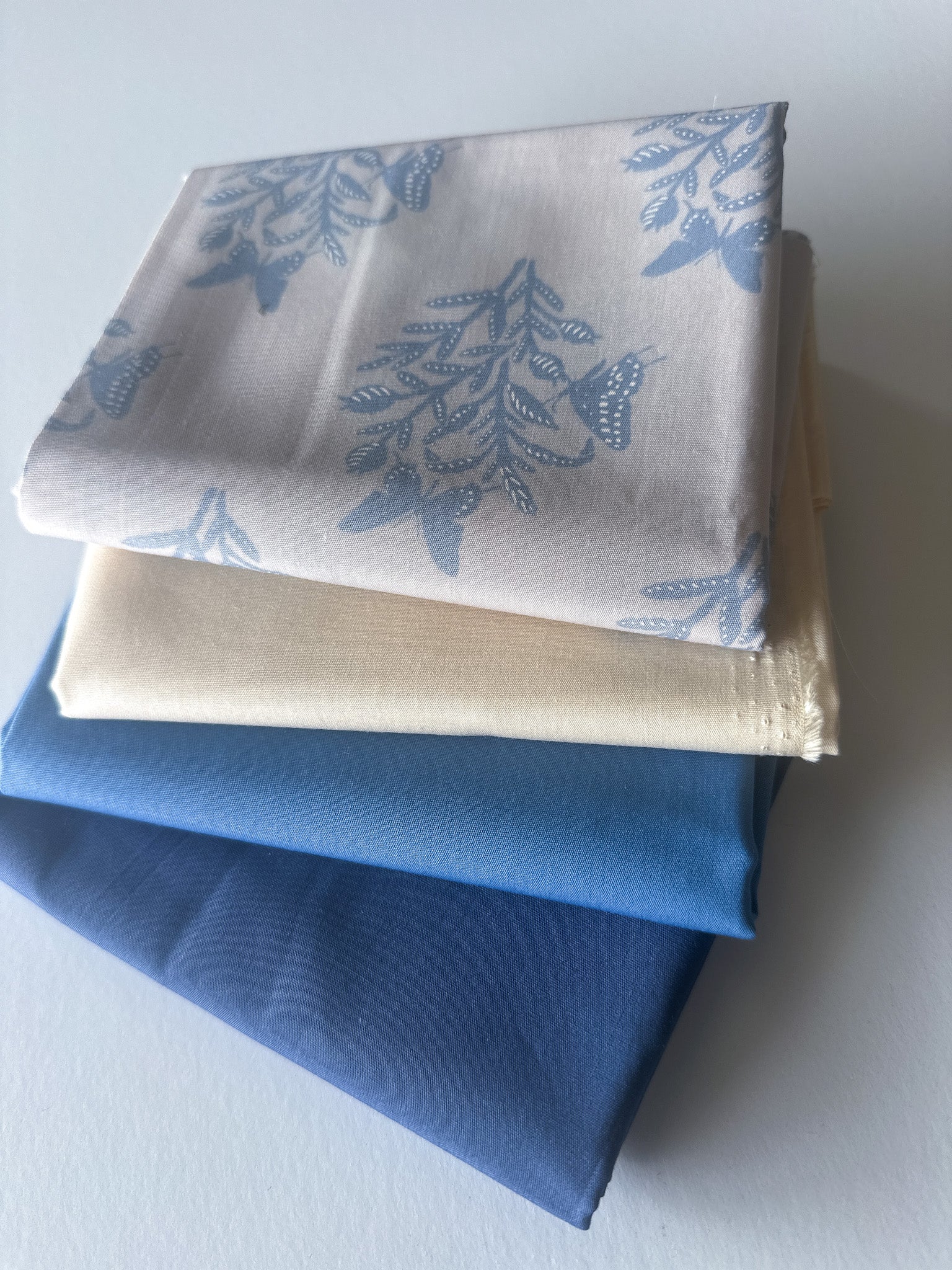 4 piece 1/2 yard bundle #179