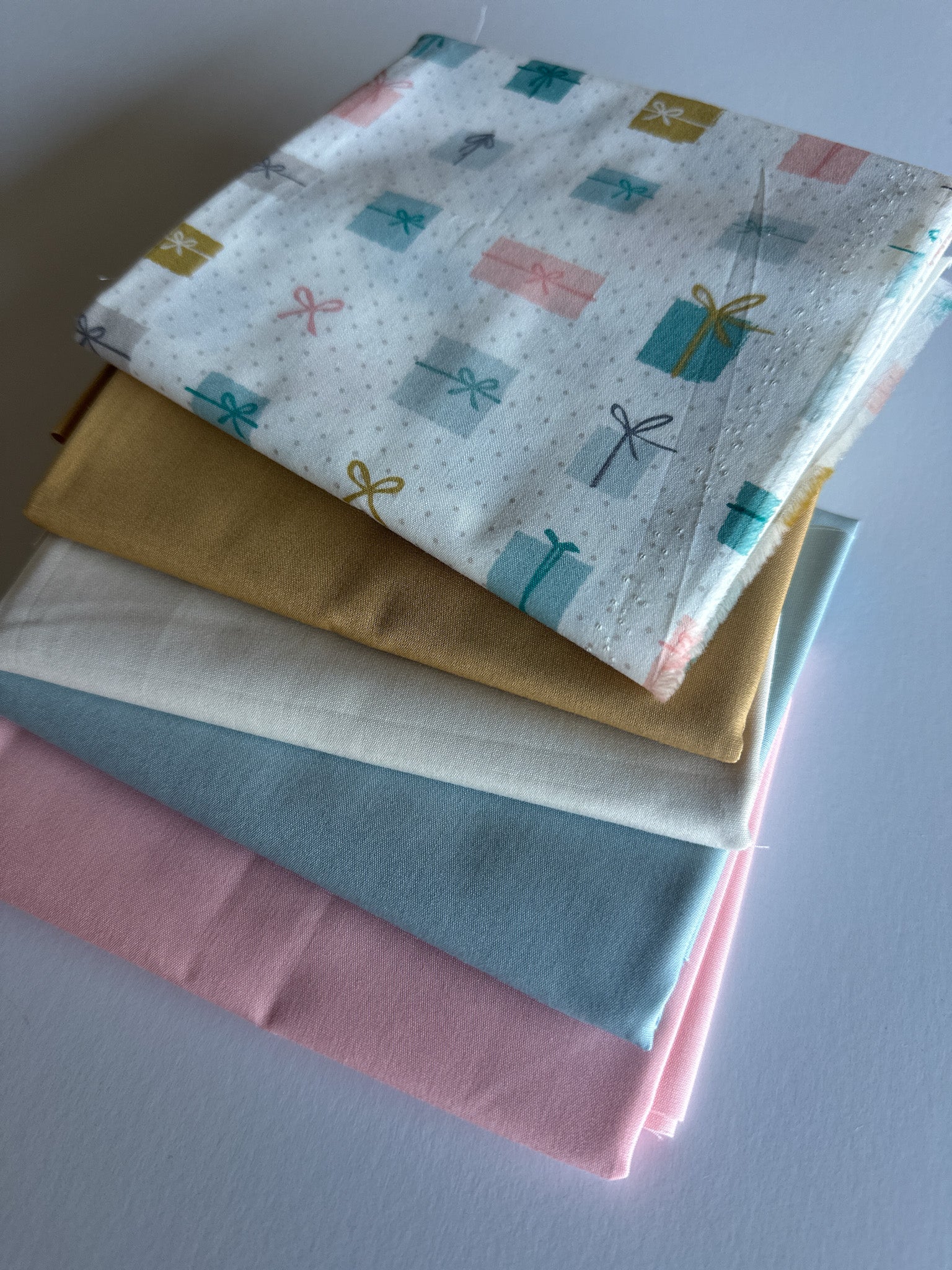 5 piece 1/3 yard bundle #77
