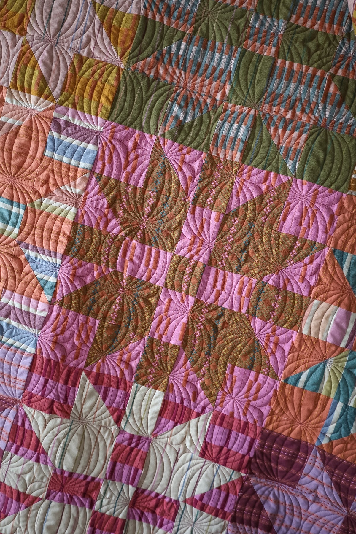 Christmas Joy Lucky Looms: Handmade Quilt