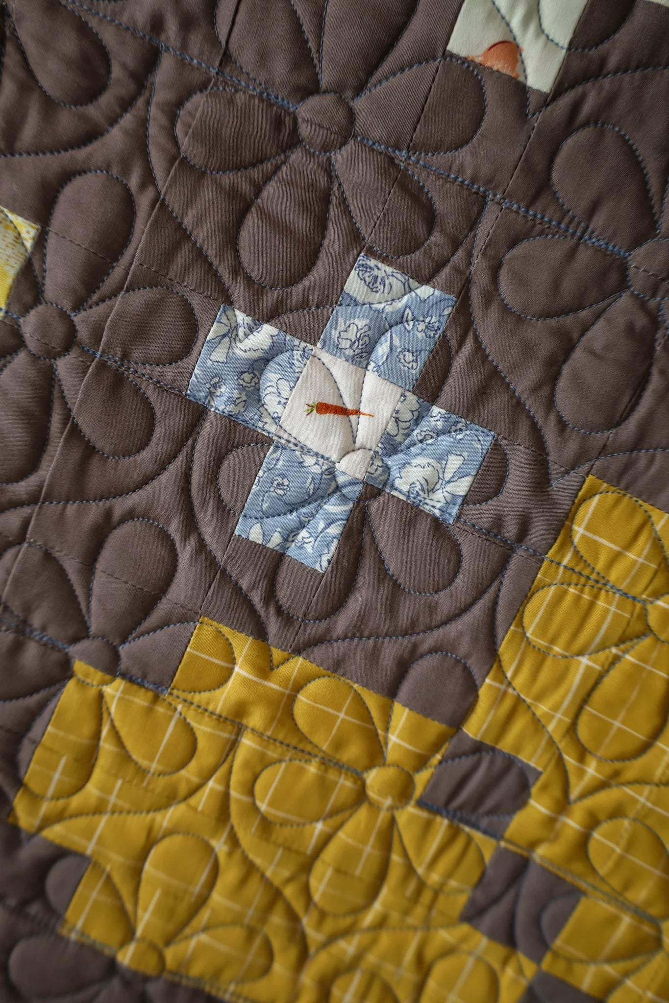 Driftwood Knitted Blooms : Handmade Quilt