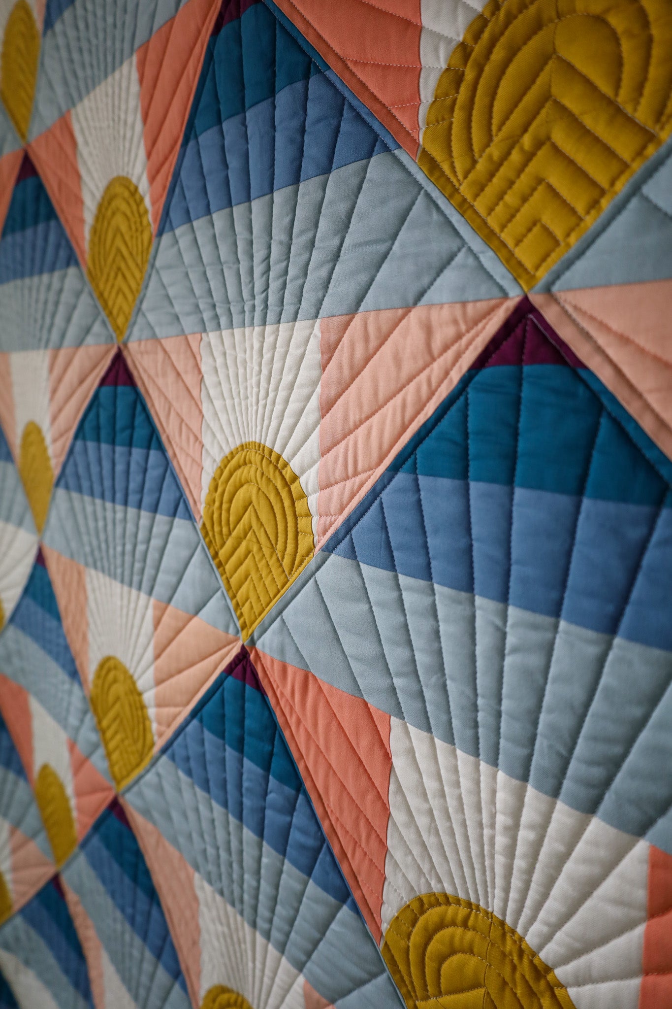 Cover Mountain Horizon: Handmade Quilt