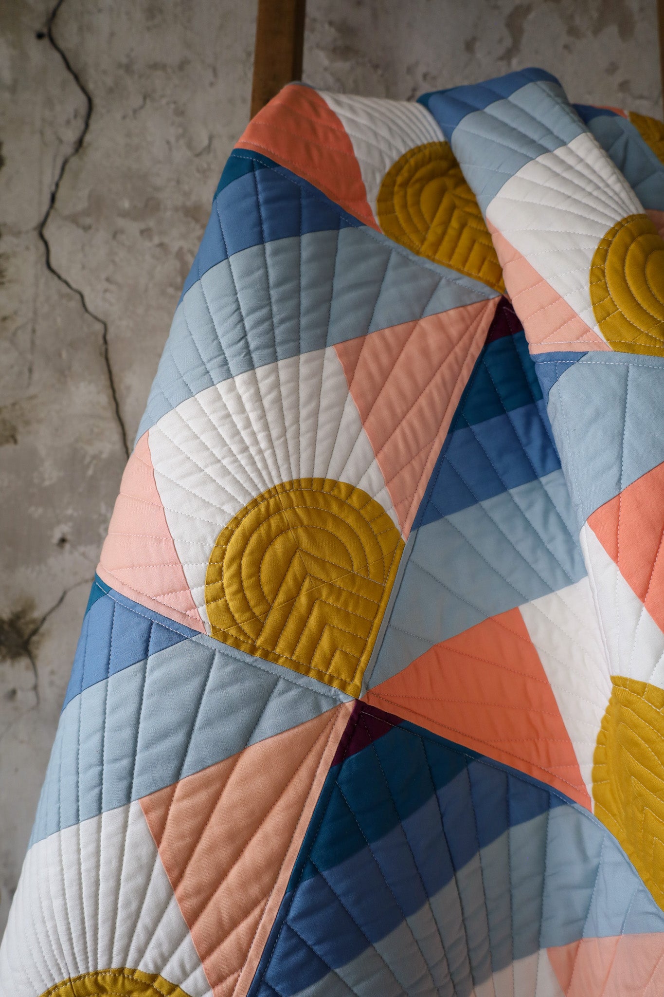 Cover Mountain Horizon: Handmade Quilt