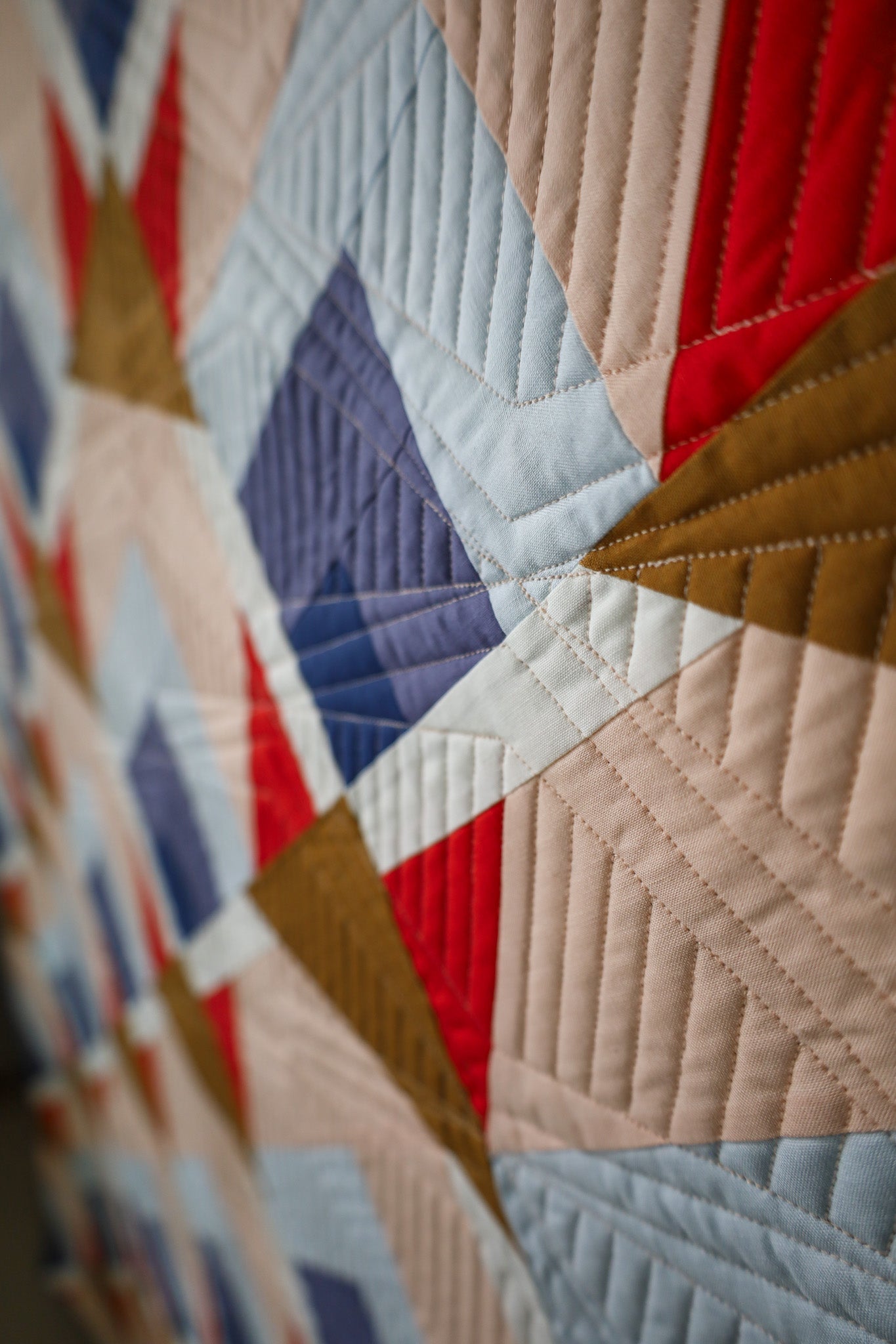 Cover Snow Cabin: Handmade Quilt