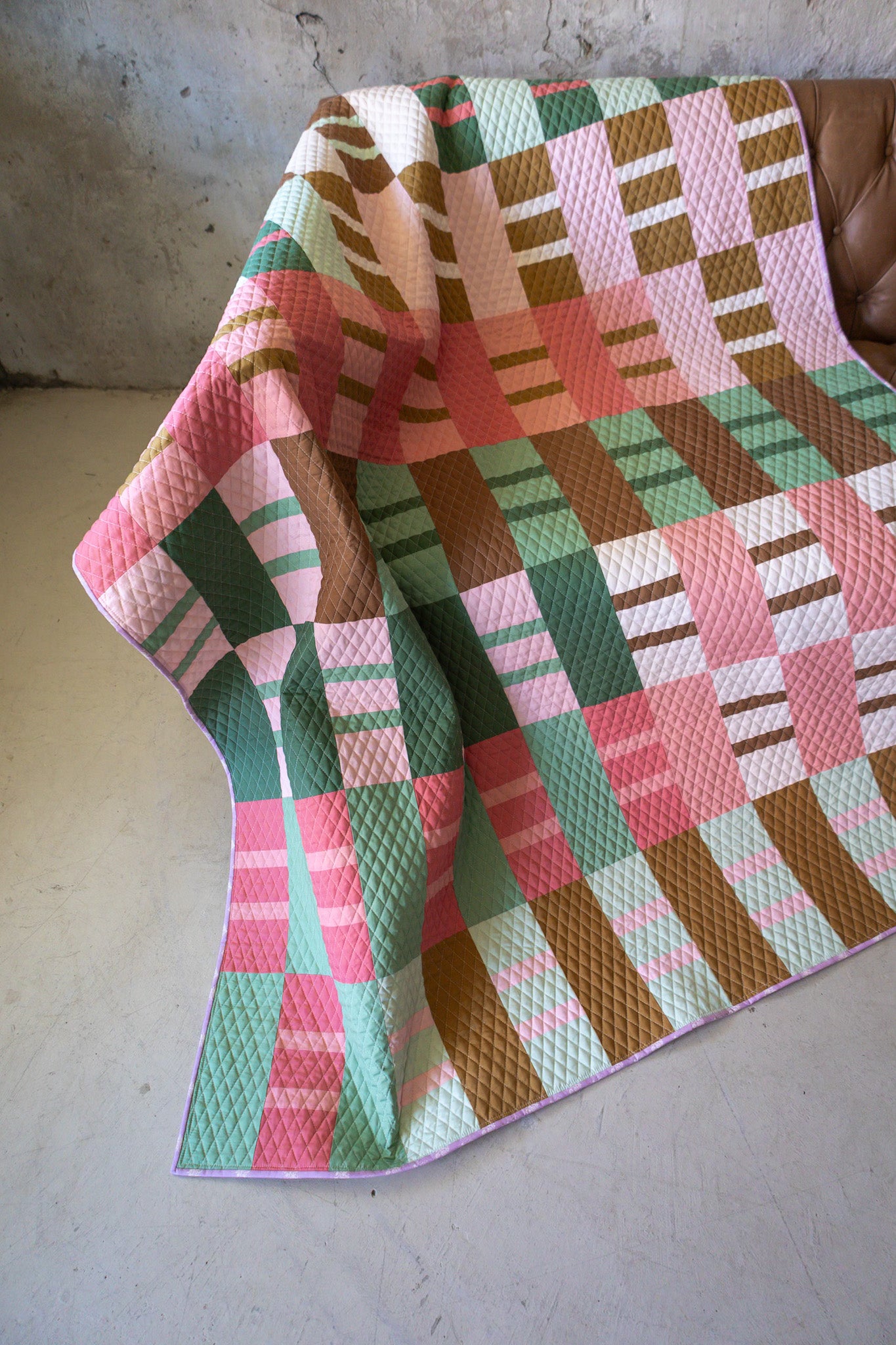 Ruby Sue • Clover • Throw Size Quilt Kit