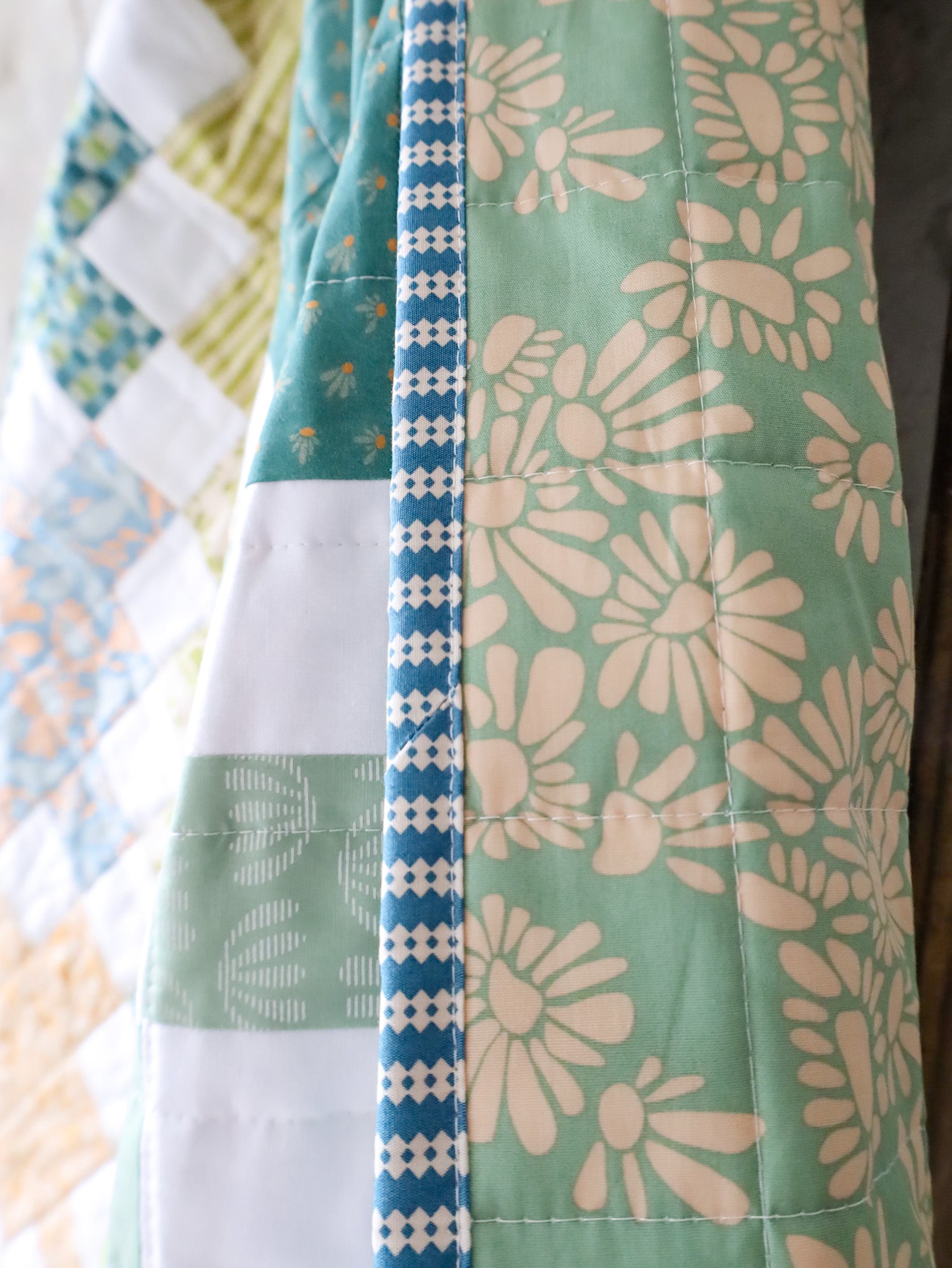 BQA Quilt Kit - Evolve Snow Celtic Crossing Square Throw
