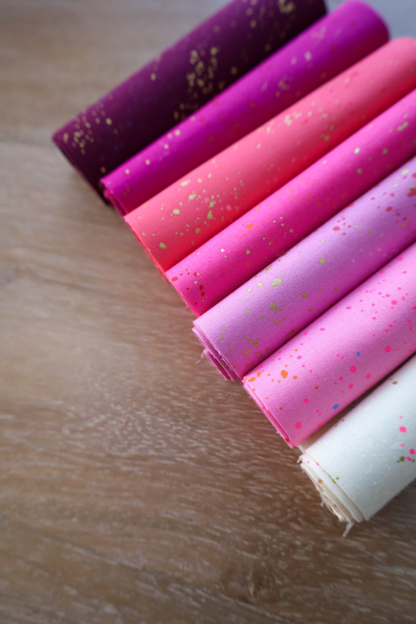 Speckled • 7 piece 1/8 yard Bundle