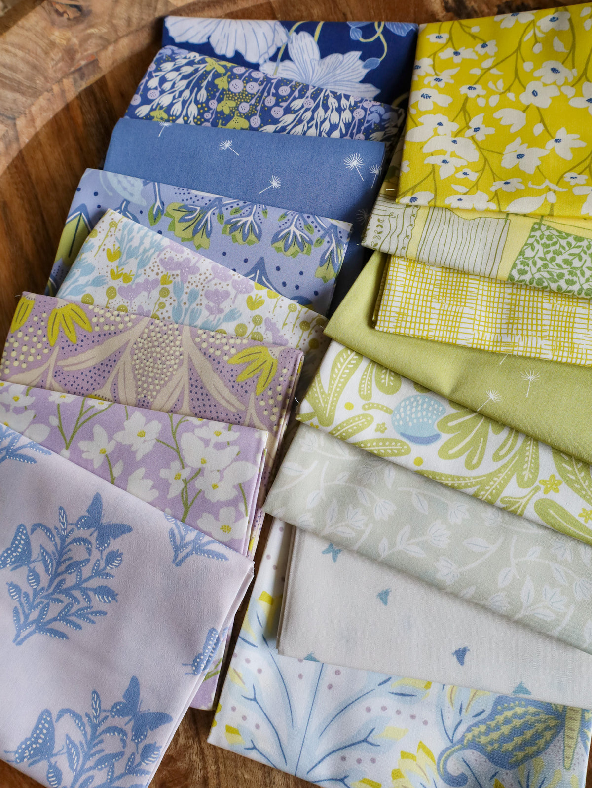 Fresh Linen • 16 piece FQ Bundle – Lo & Behold Stitchery