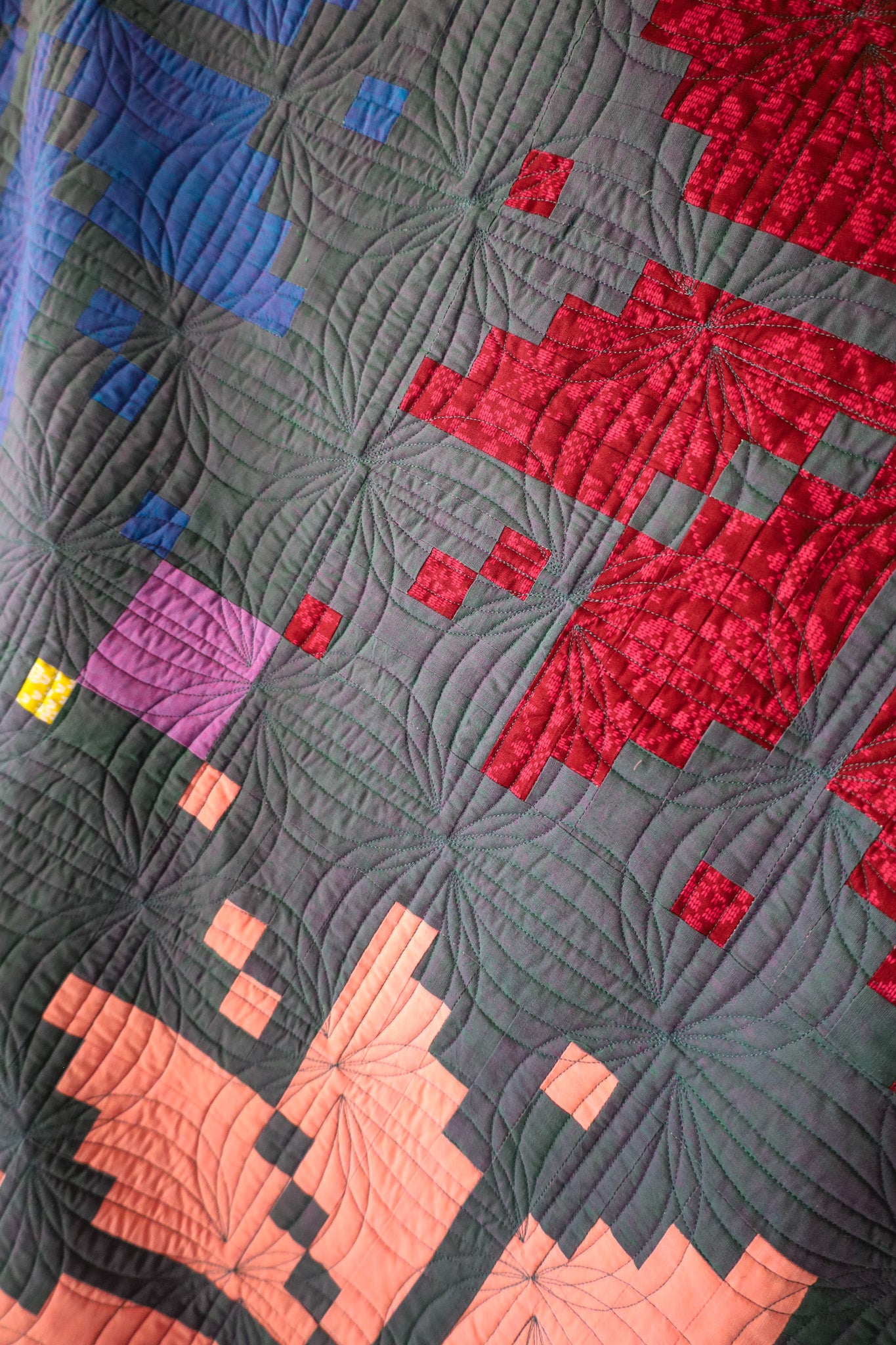 Good Gracious Knitted Star Handmade Quilt: Throw size