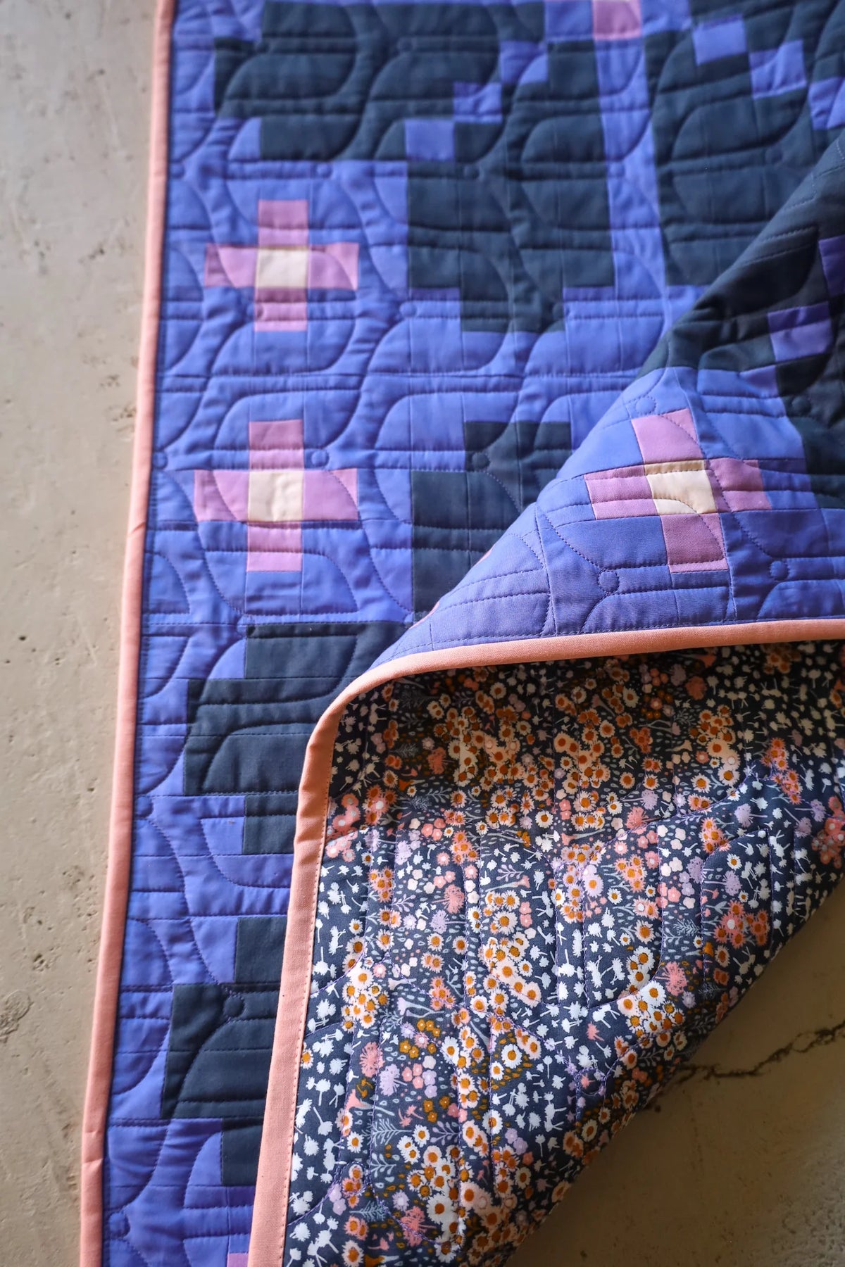 Knitted Blooms Hydrangea: Handmade Quilt