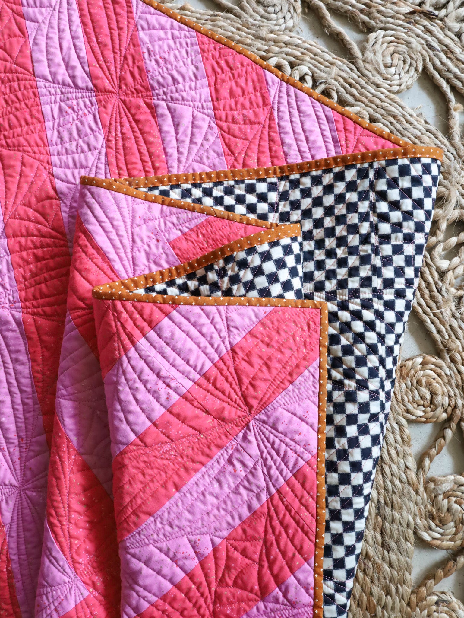 Speckled Getaway Handmade Quilt: Throw size
