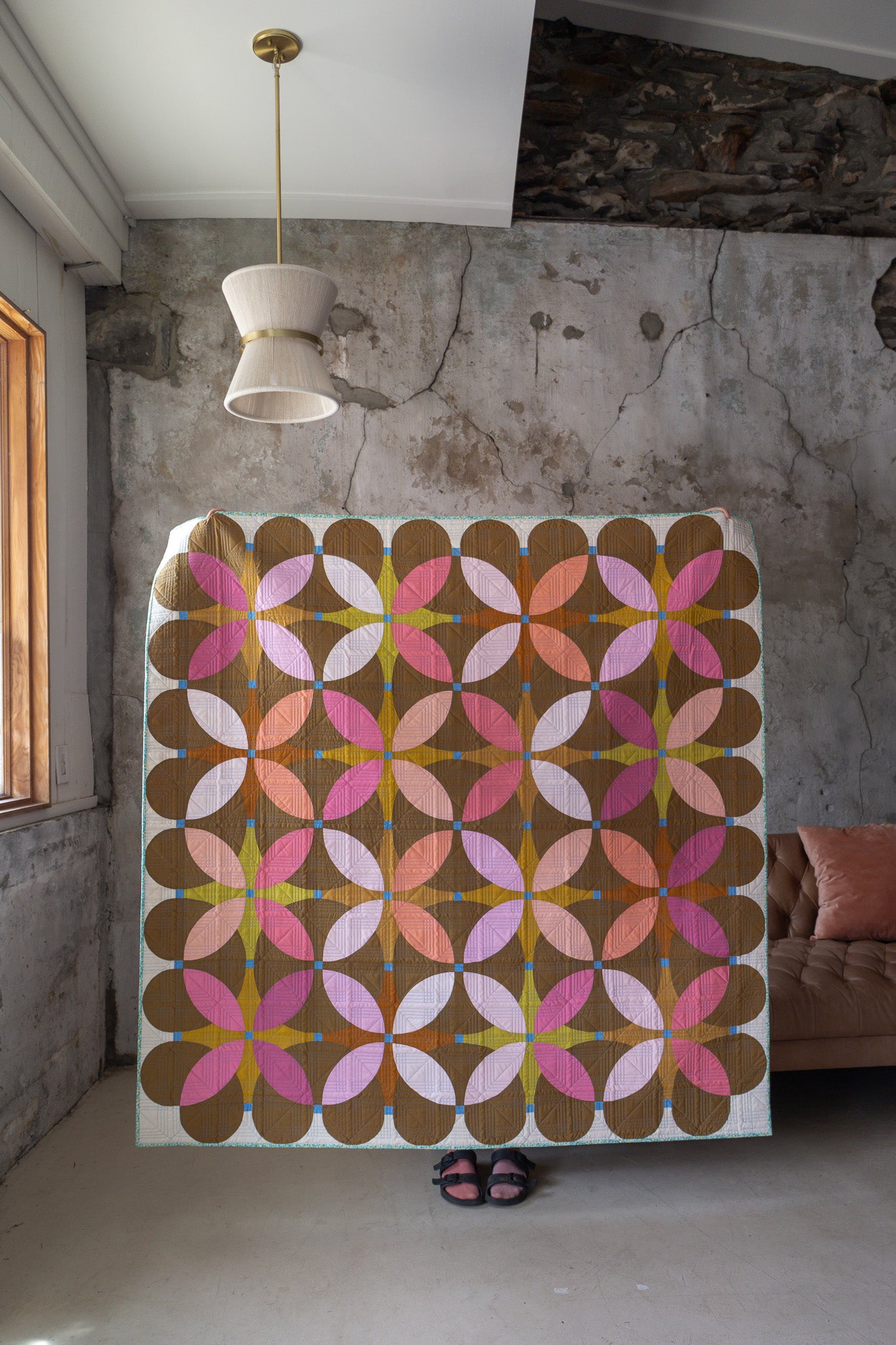 Retro Blossoms • Golden • Throw Size Quilt Kit