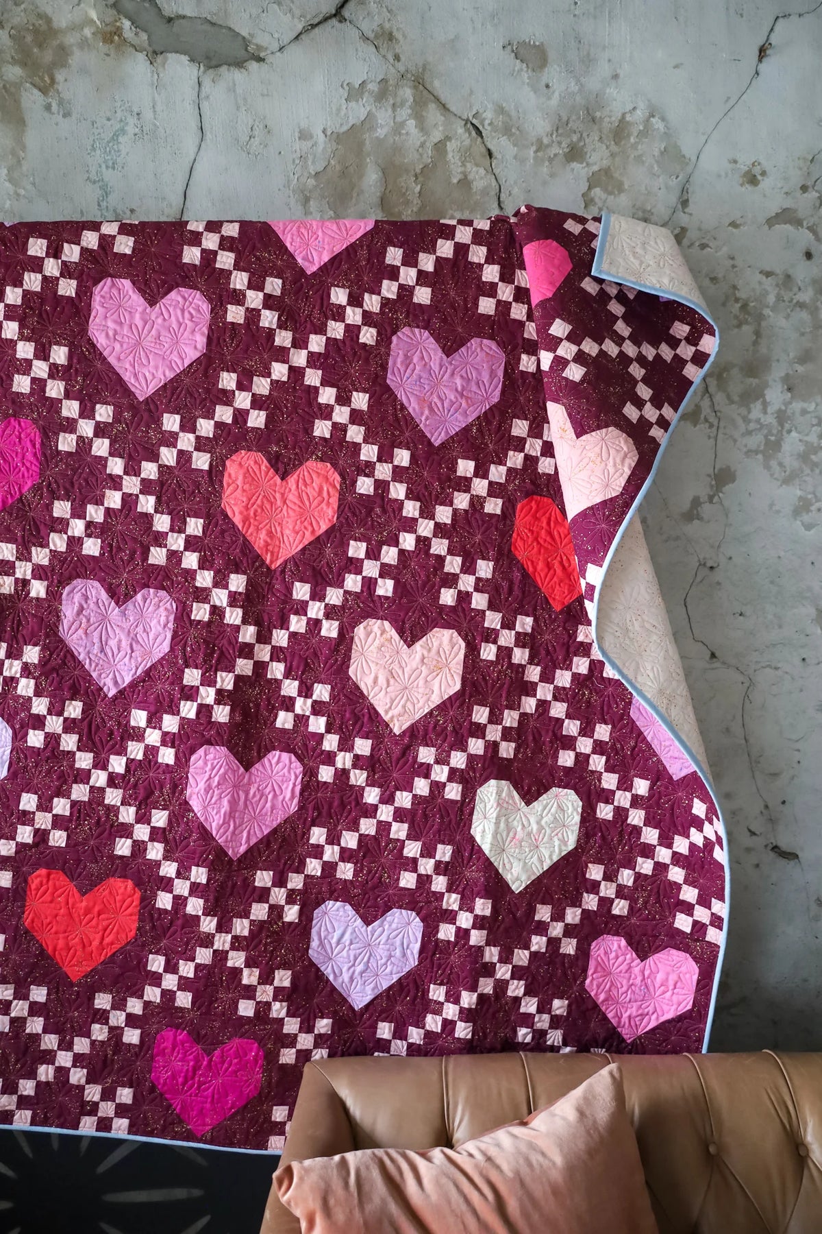 Heirloom Hearts Speckled: Handmade Quilt
